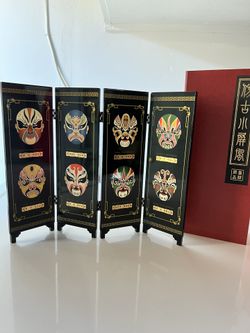 New in box Mini 9.5 inch Tall 4-Panel screen Traditional Chinese Art 