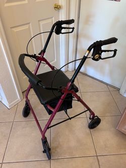 Drive Medical 4-Wheel Rollator Walker