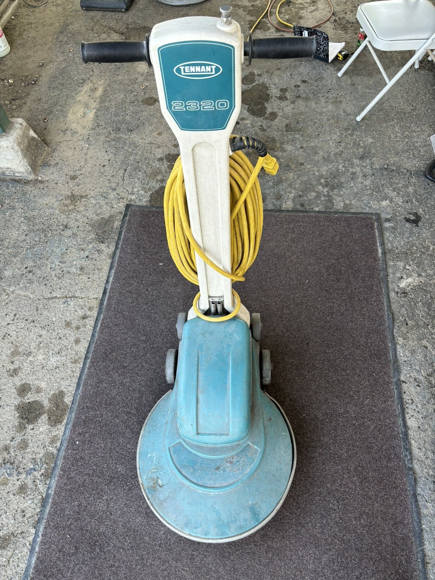 20” TENNANT floor Scrubber