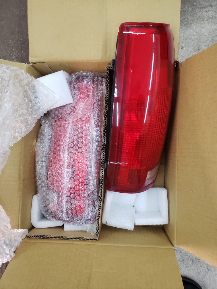 OBS 88-98 Chevrolet/GMC Taillights