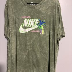 Nike Mens Green Dri-Fit Graphic Tee Shirt XL Washed Vintage T Shirt Beach RARE