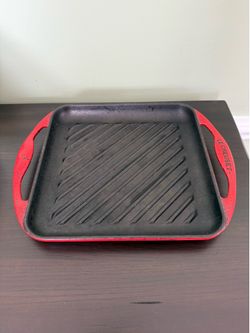 Le Creuset Cast Iron 9"x 9” Griddle Pan