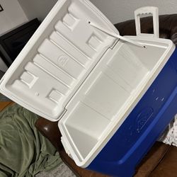 IGLOO cooler