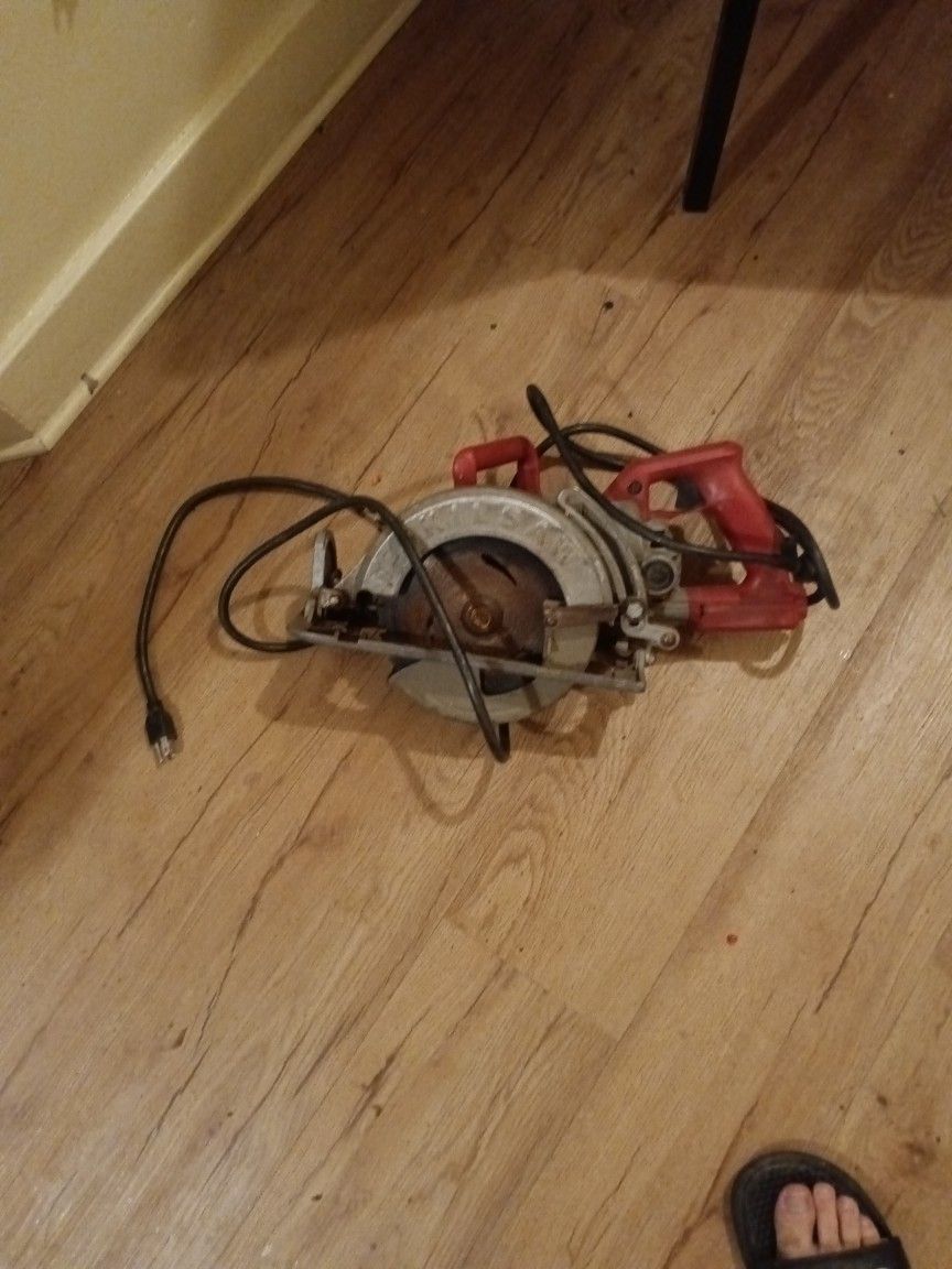 Skill Saw