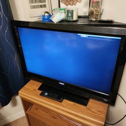 Vizio 32 Inch TV