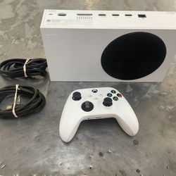 Microsoft 1883 xbox series S w/cords