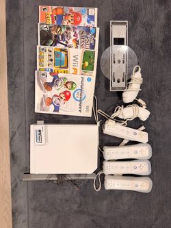 Wii game system with games