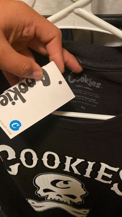 XL cookies skull shirt