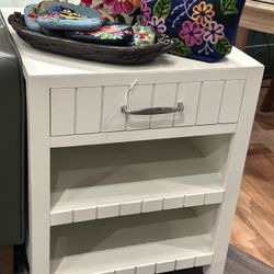 Nightstand / End Table/ Sofa