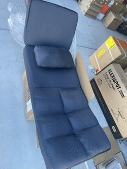 Urnodel Lounge Chair