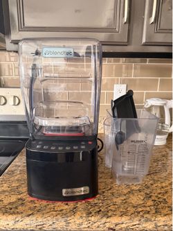 Blendtec Stealth 885 Commercial Quiet Blender w/ Sound Enclosure