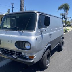 1965 Ford Econoline 