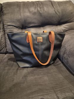 Dooney & Bourke