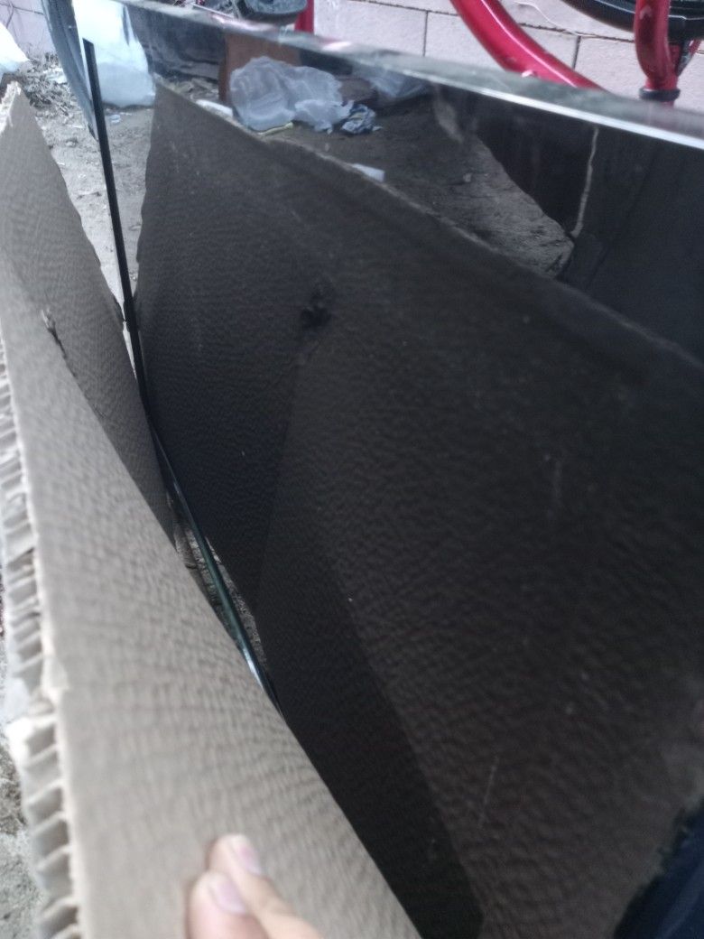 42" FLAT SCREEN MIRROR