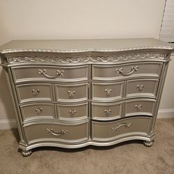 Princess Twin Bed Frame And Dresser 