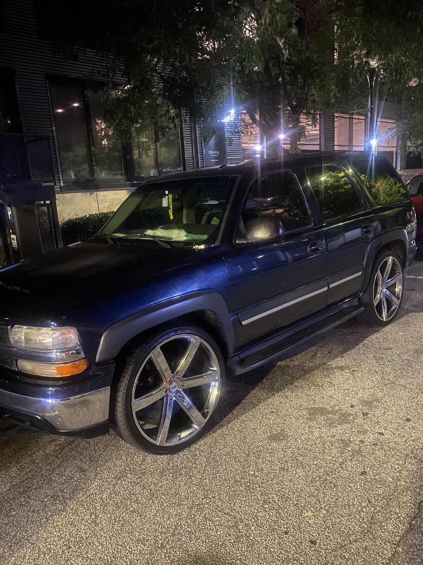 Clean Tahoe On 26’s