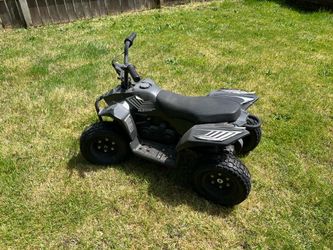 Kids 4 wheeler scooter