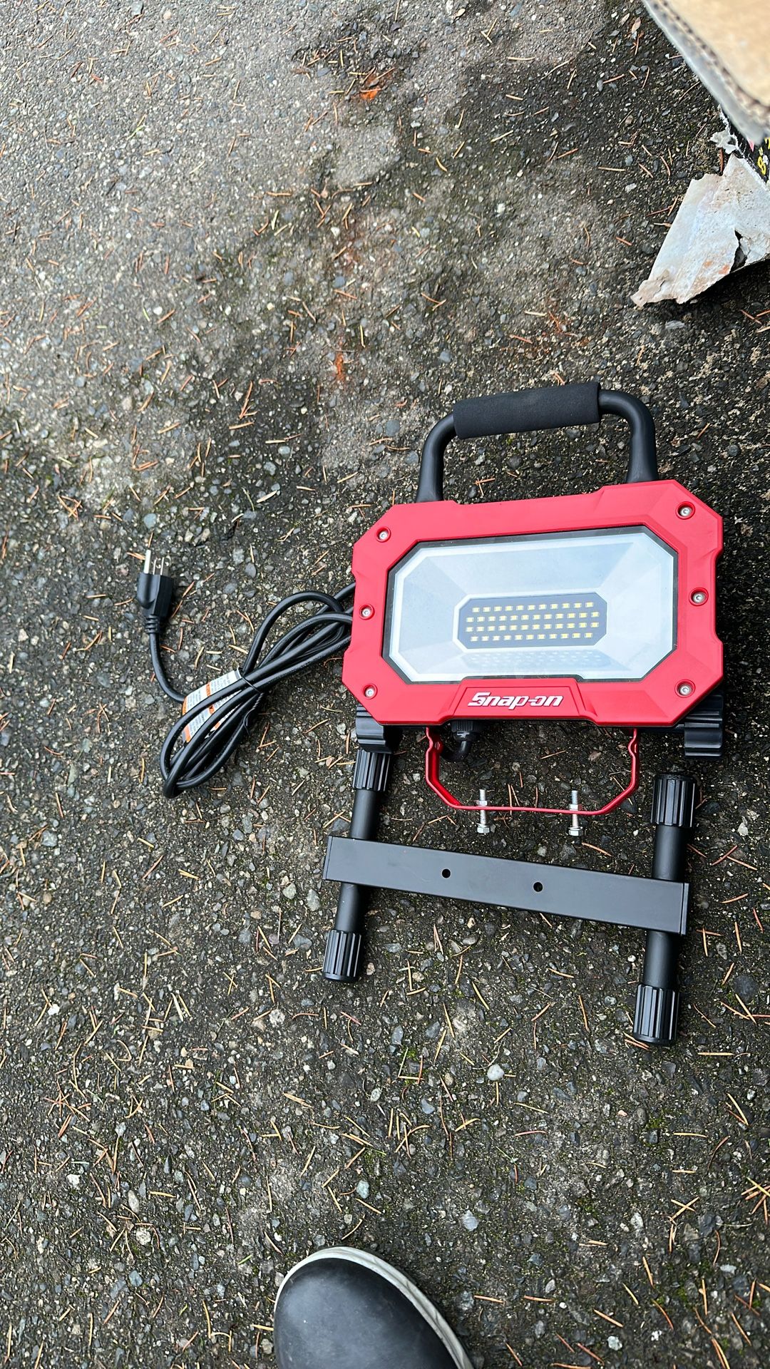 Snap-on LED Work light, 2000 Lumen With Cord