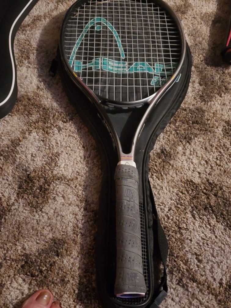 Head tennis racket