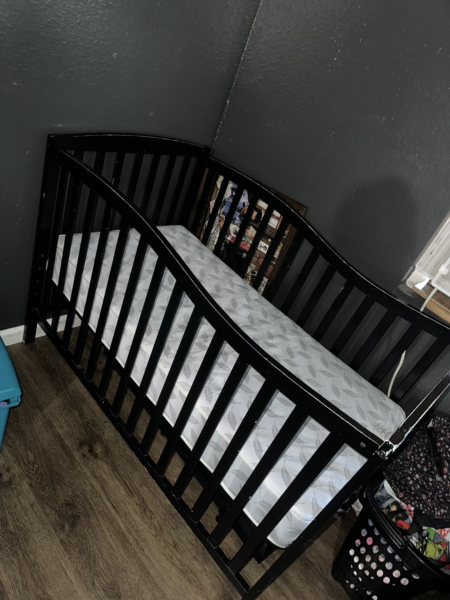 Mattress And Crib