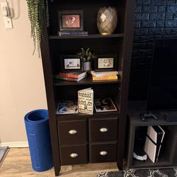 Bookshelf