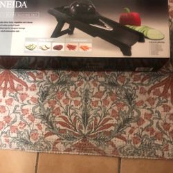 New- Oneida 9PC Blade Slicing Set