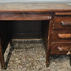 Vintage Solid Wood Desk with Drawers and Pull-Out Side Shelf