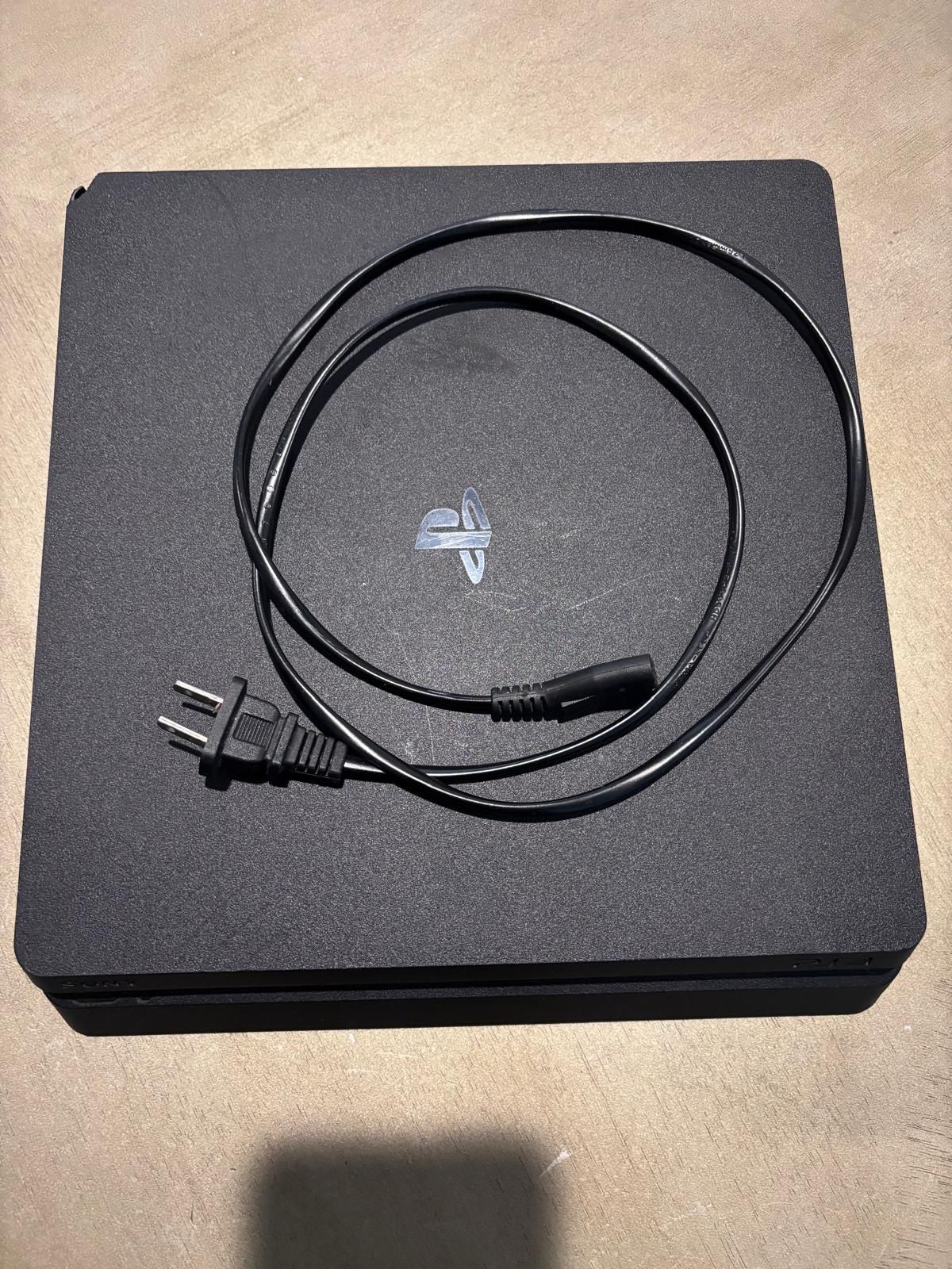 PlayStation 4 ( PS4)