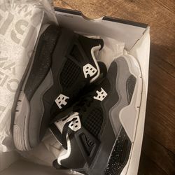 Jordan Retro 4