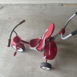 Radioflyer Kids Trike With Removable Parts