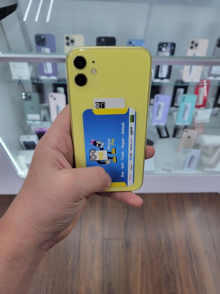iPhone 11 64GB Unlocked!