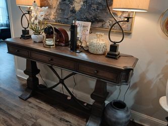 Beautiful sofa or entry Table