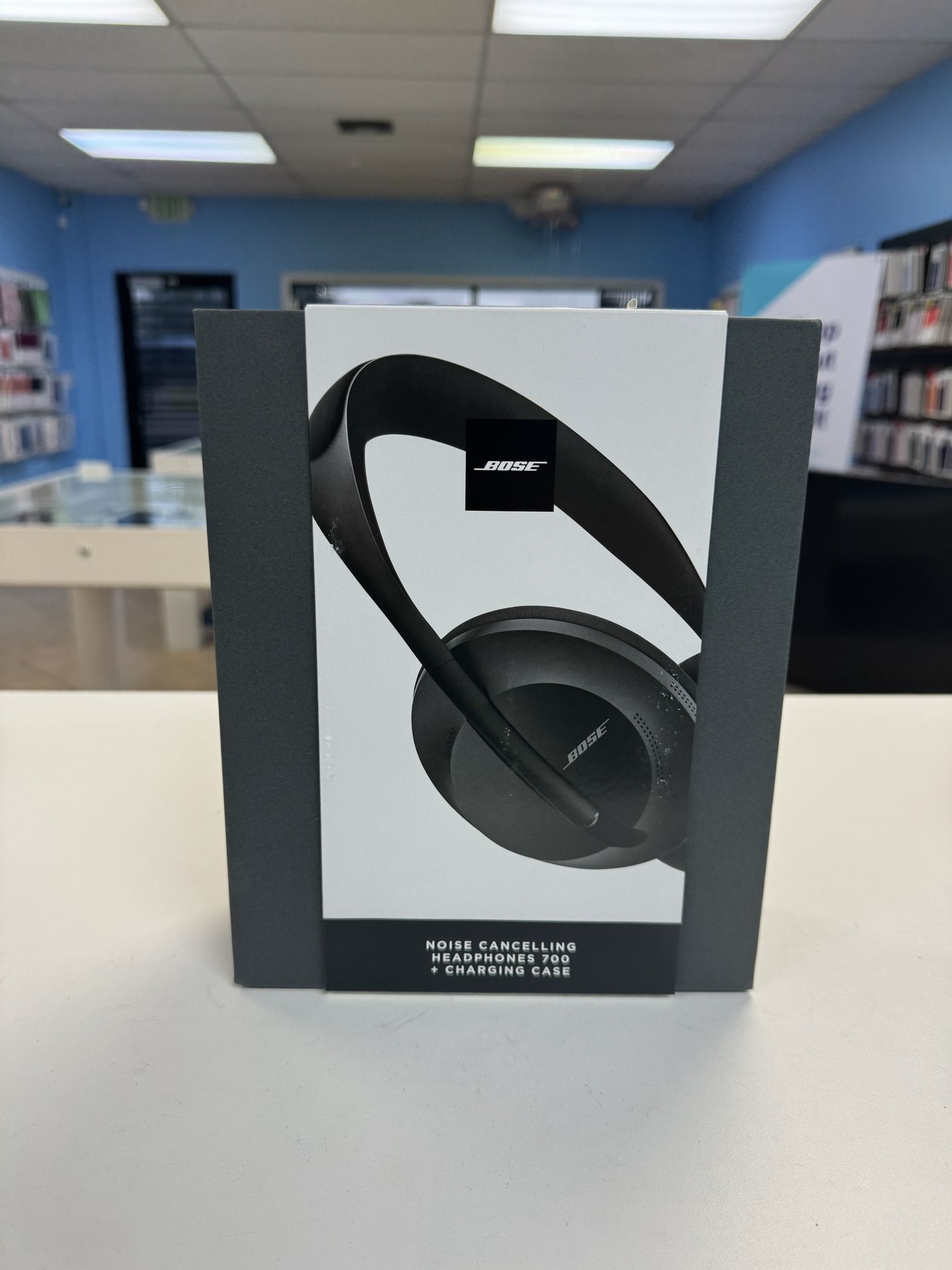 Bose 700 Black Wireless Noise Cancelling Headphones