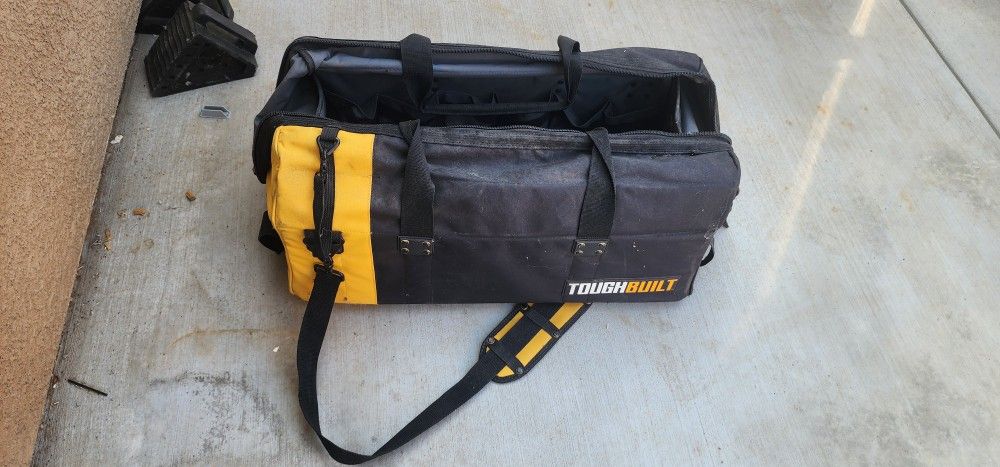 Toughbuilt Massive Mouth Tool Bag 26 Inch