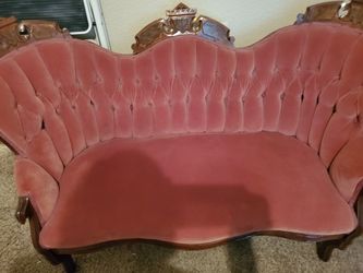 3 Pice Furniture Set....Early American Love Seat Sofa , With A Maching Rocker AAand Arm Chair . Beautiful Cherry Wood Finnish On Top Back & Legs ,