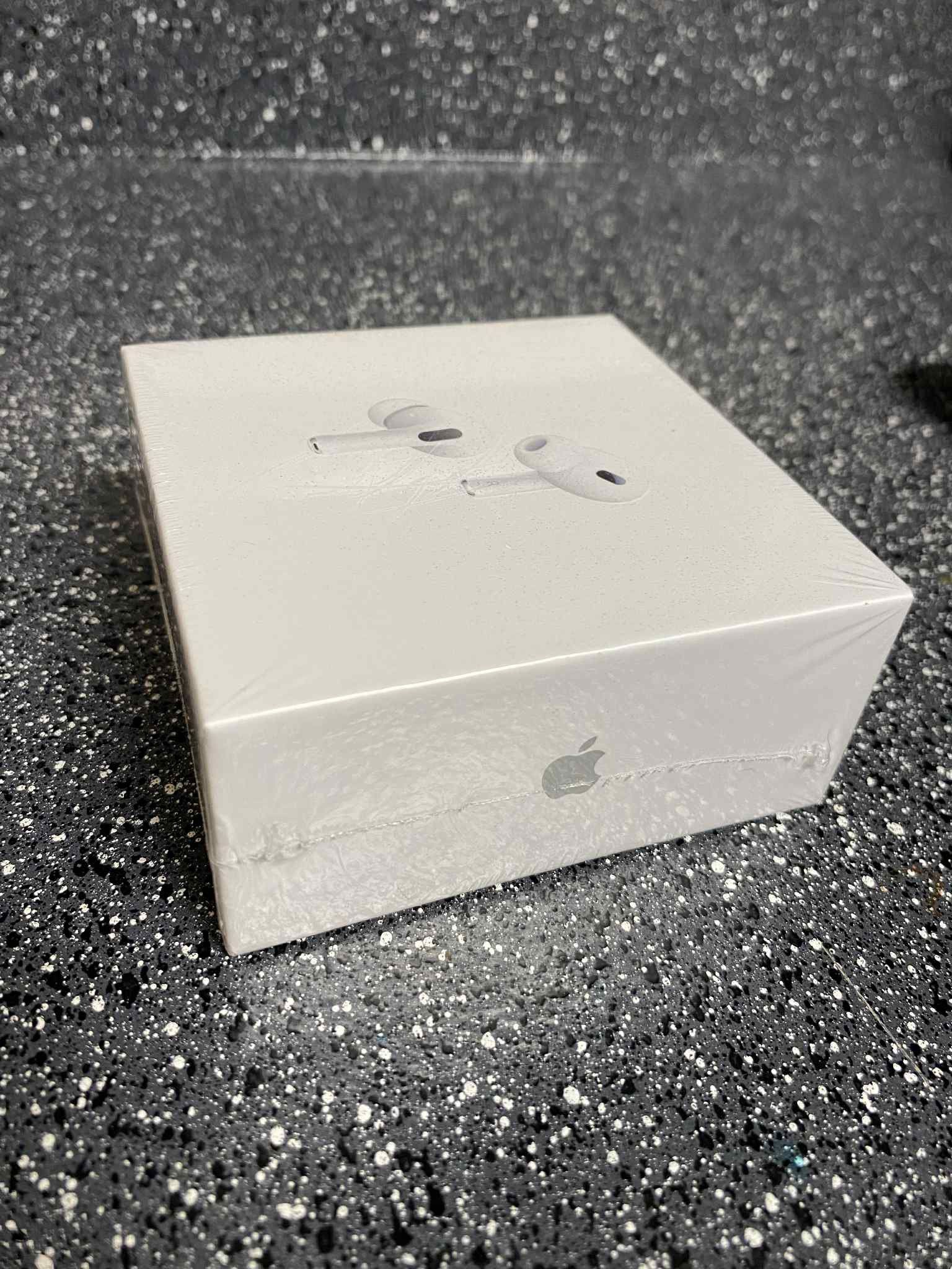 AirPods Pros