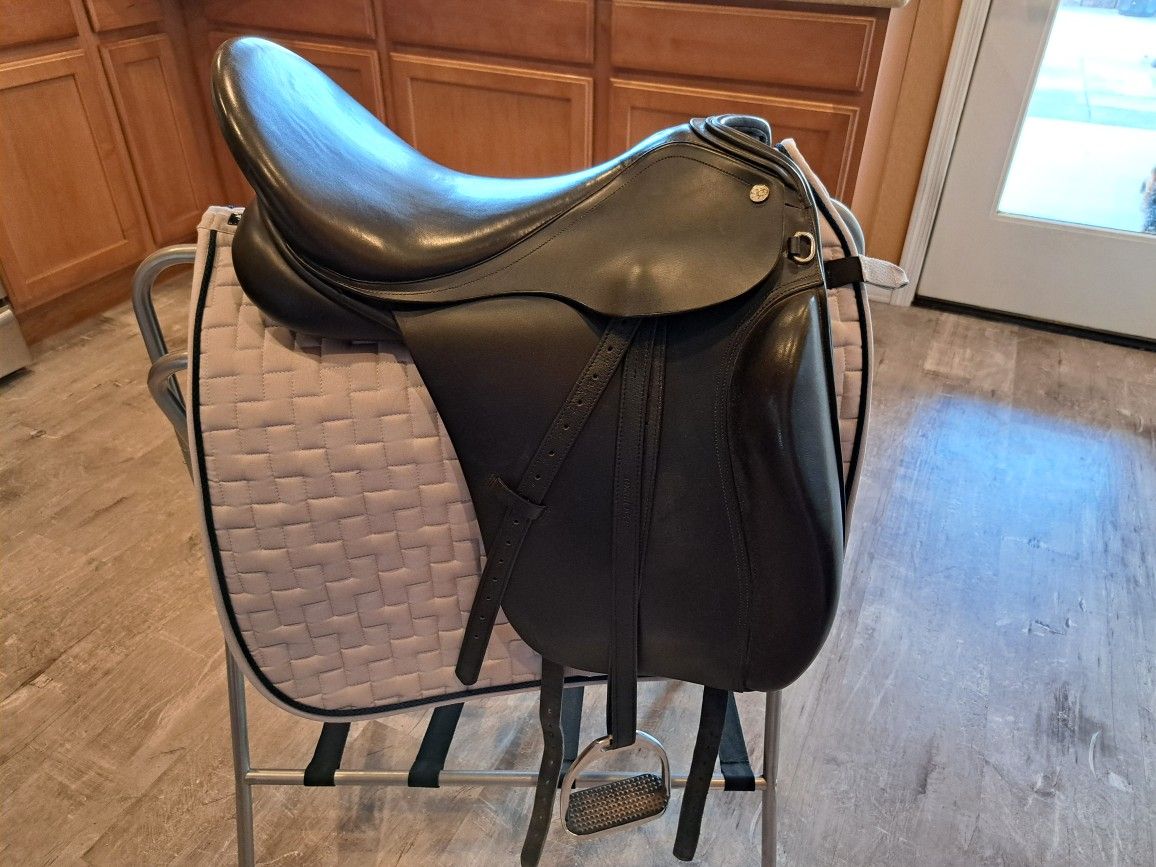 Thornhill Germania Klasse Dressage Saddle