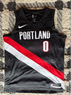 Damian Lillard - Large Jersey - Portland Trail Blazers