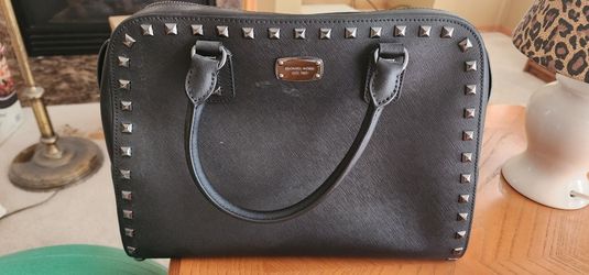 Michael Kors Bag And Wallet For Sale.