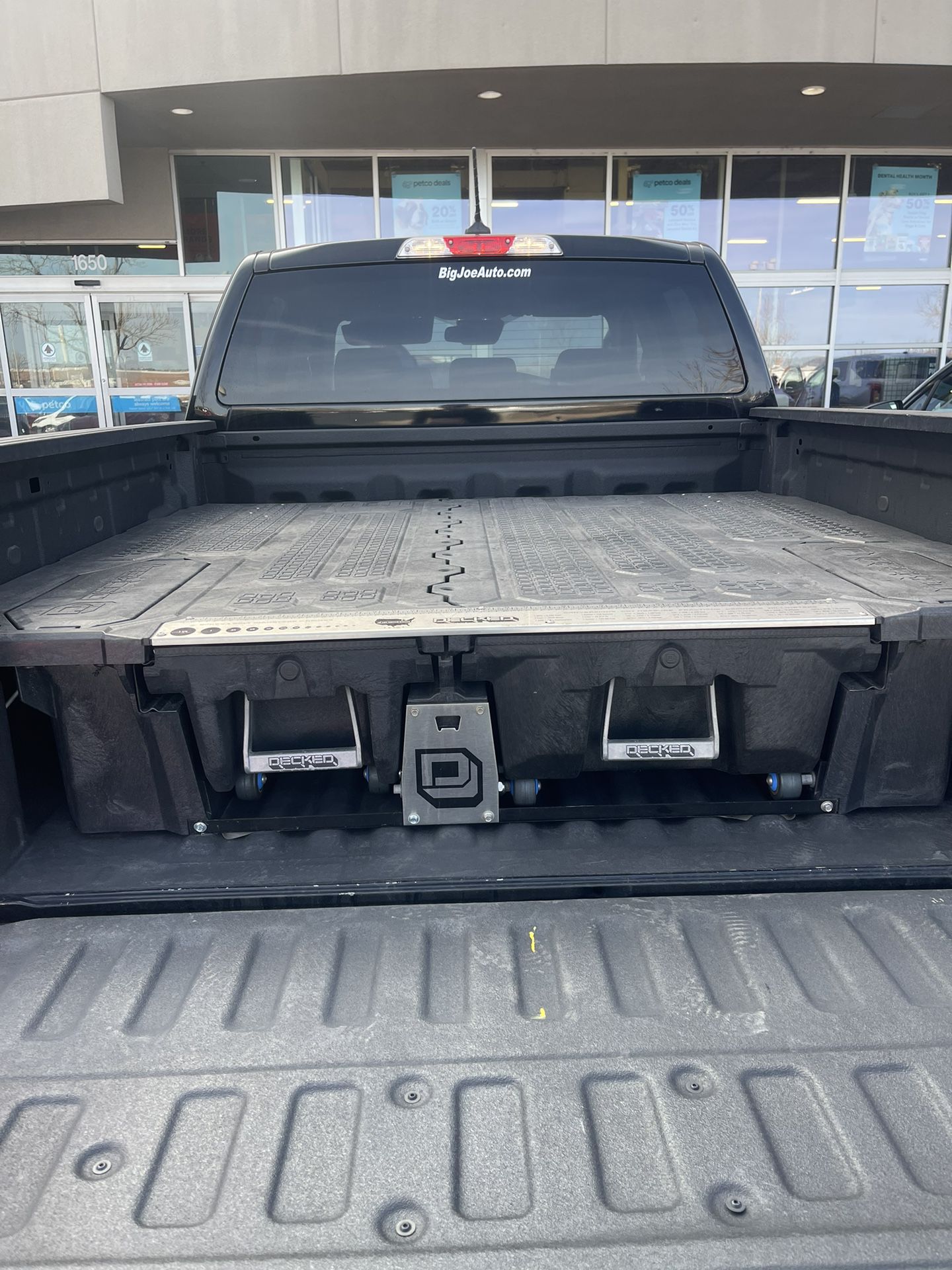 DECKED midsize truck sliding drawer storage