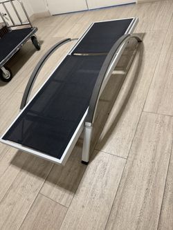 Aluminum pool or balcony Chai excellent condition