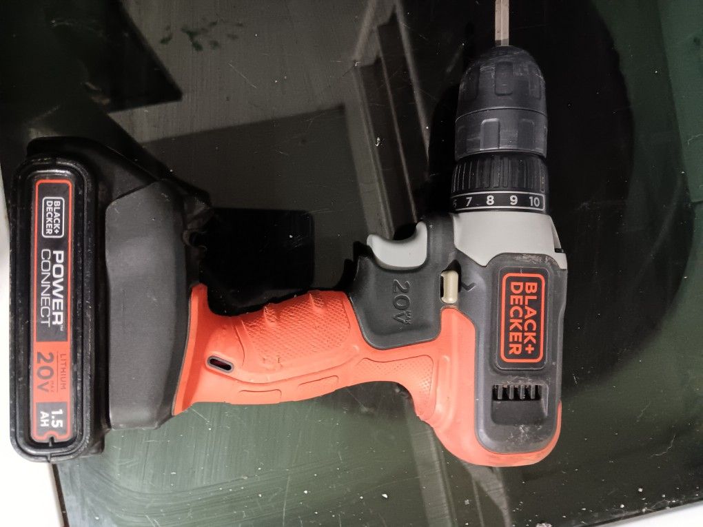 Black And Decker 20 Volt Drill