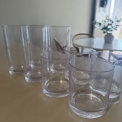 Clear Plastic Cup Set 