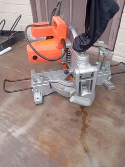 Chicago Electric 10-Inch Compound Sliding Miter Saw.