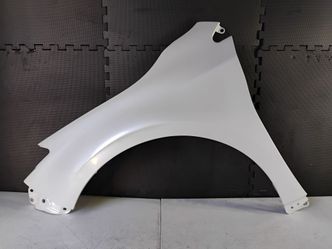 2013 2014 2015 2016 2017 2018 TOYOTA AVALON left driver side fender oem.