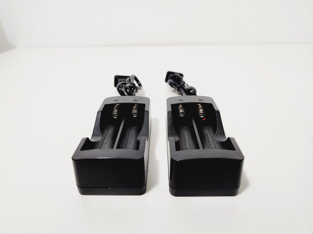 2pc 220V Dual Charger For 18650 3.7V Rechargeable Li-Ion Battery Storage Box
