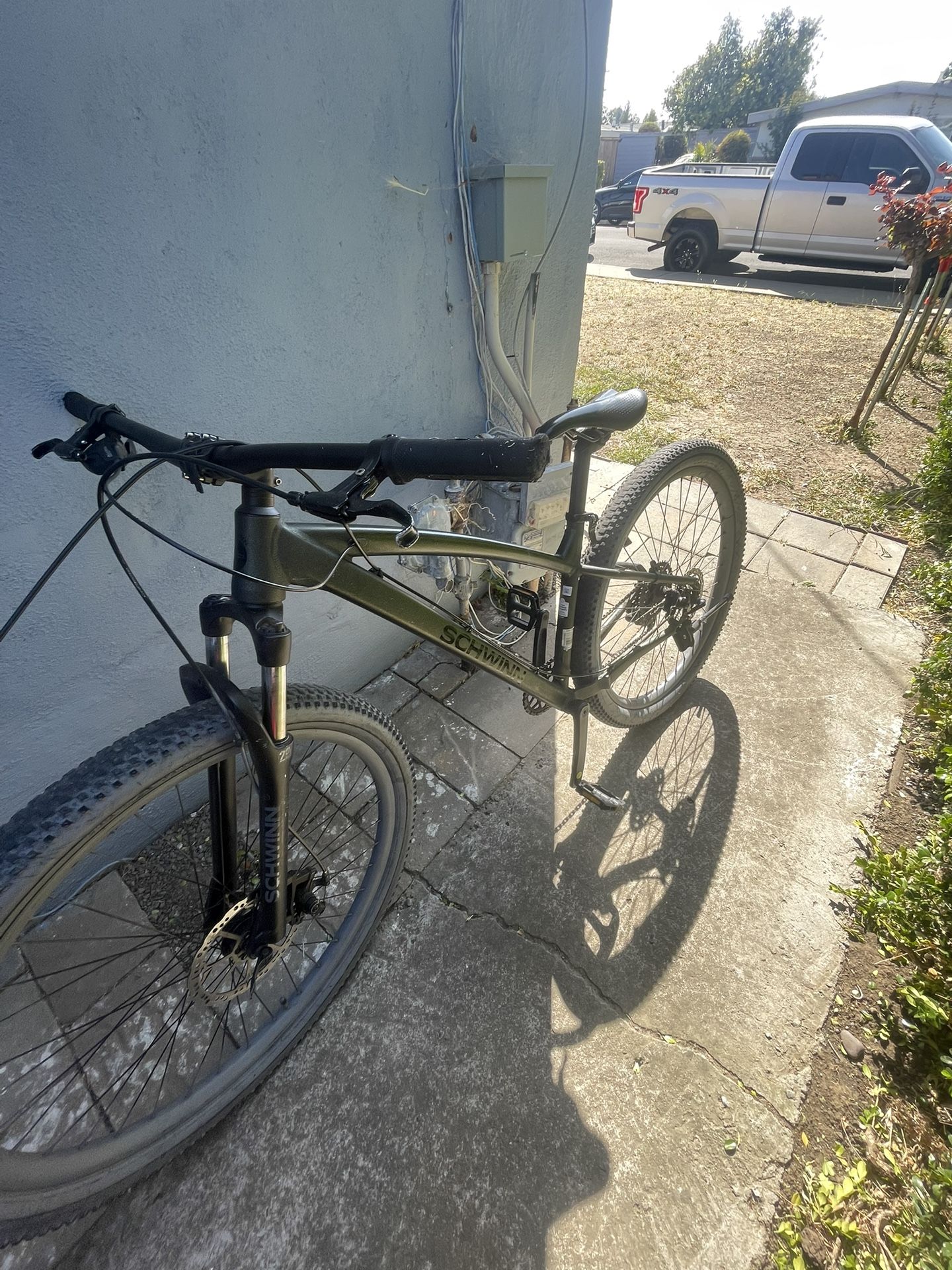 29 Inch Mountain Schwin Bike