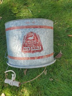 Vintage Falls City Bait Bucket