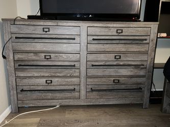 Two Piece Dresser Set