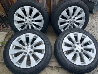 17inch Honda Alloy Wheels with Michelin Primacy MXV4 Tires – Set of 4